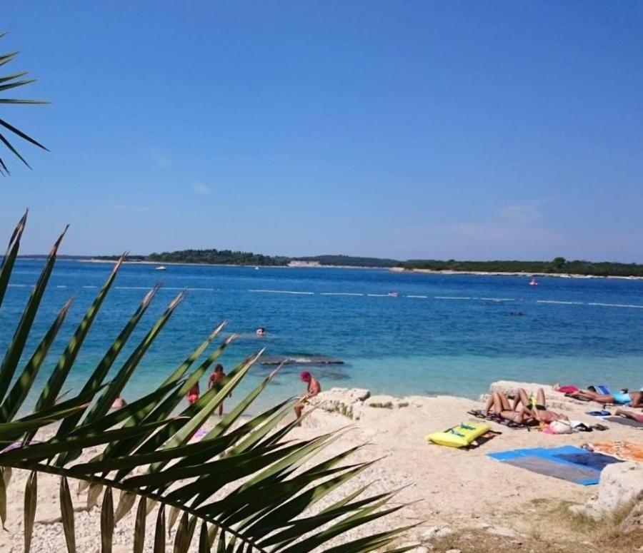 Caramel Comforts With Sea View In Stinjan Only 300 Meters From The Beach Пула Экстерьер фото